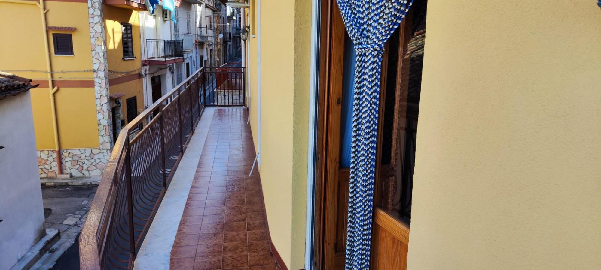 Ferienwohnung Panoramico Wifi Tv Centro Storico Casteldaccia Exterior foto