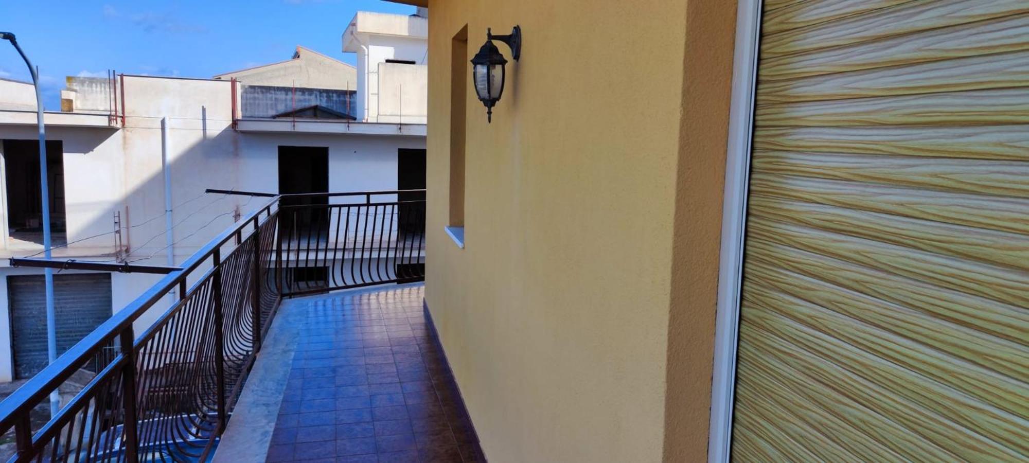 Ferienwohnung Panoramico Wifi Tv Centro Storico Casteldaccia Exterior foto